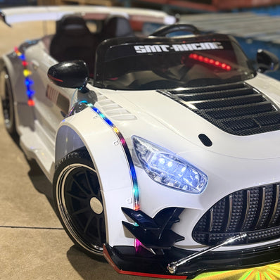 [STORE ONLY] 24V White Ride On Drift Car