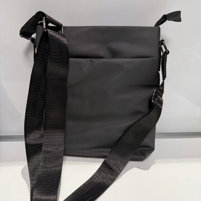 Men Sleek Cross Bag